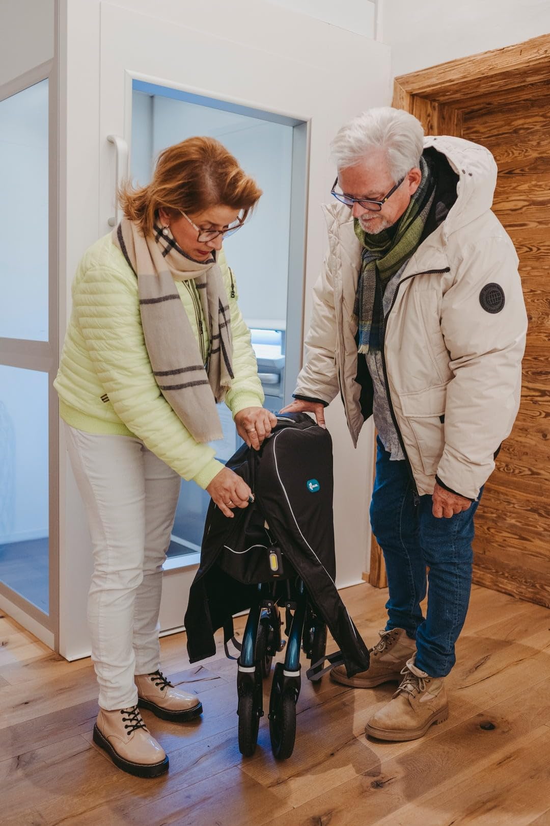 saljol-transporttasche-f-r-allround-und-carbon-rollator-schwarz-schutzh-lle-mit- image 2